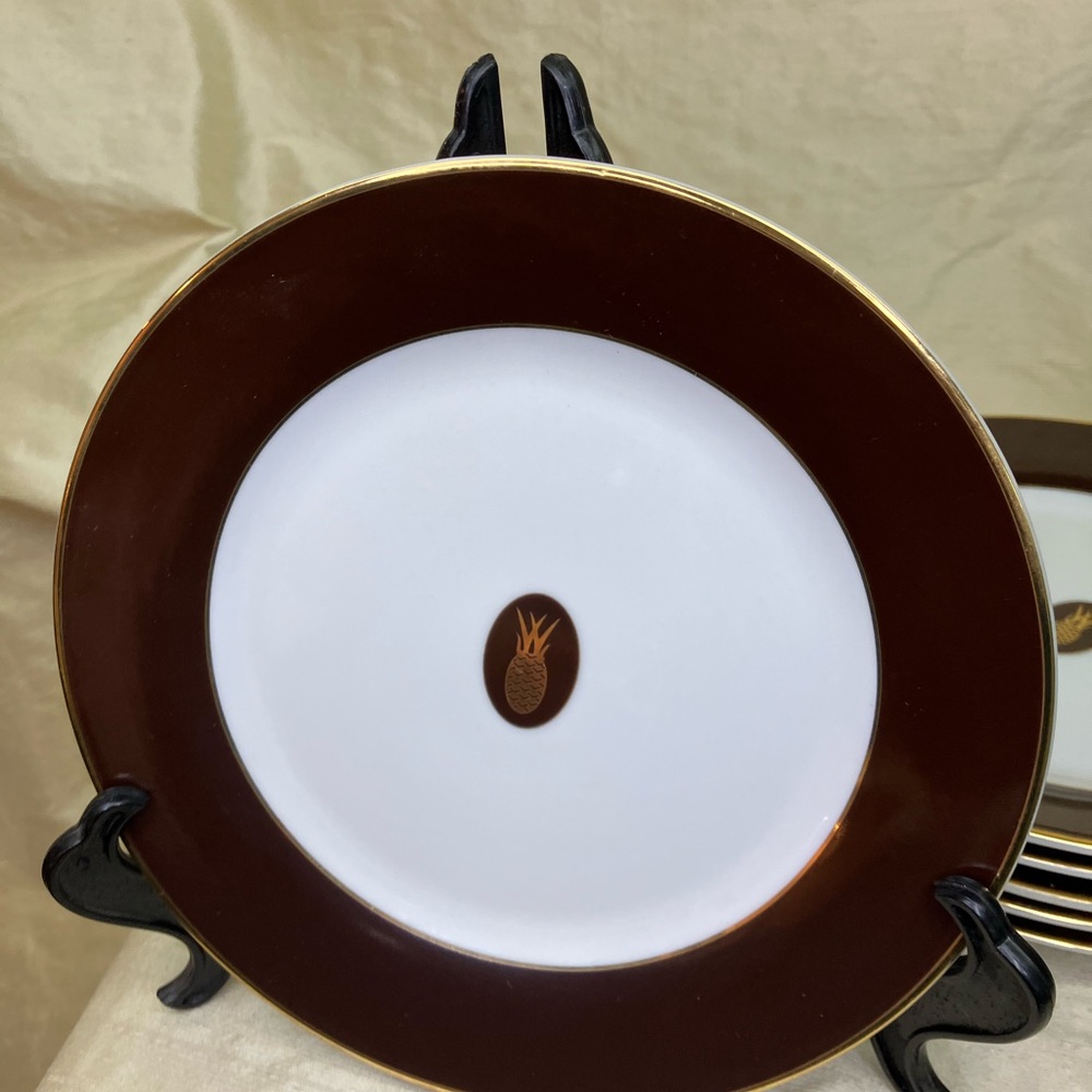Set of 6 Pineapple Motif Brown,White and Gold Dessert Plates